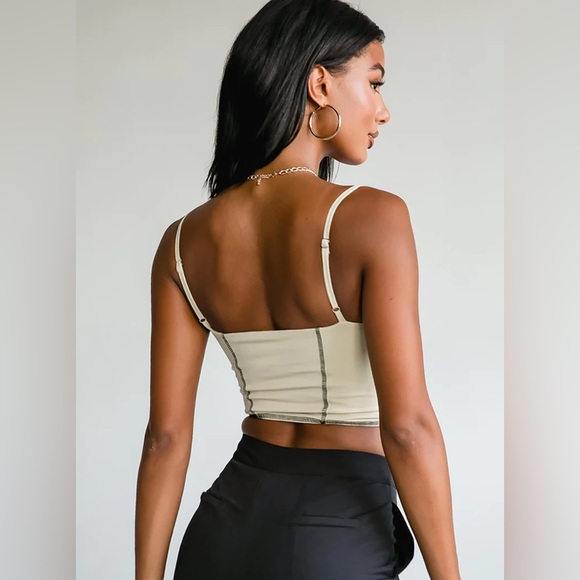 Princess Poly LeiLana Top in size 4 - Picture 4 of 5